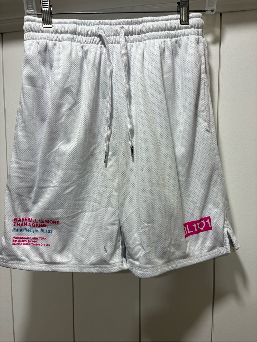 Baseball 101 BL101 Mesh Athletic Shorts Mens White Pink medium Drawstring *FLAW